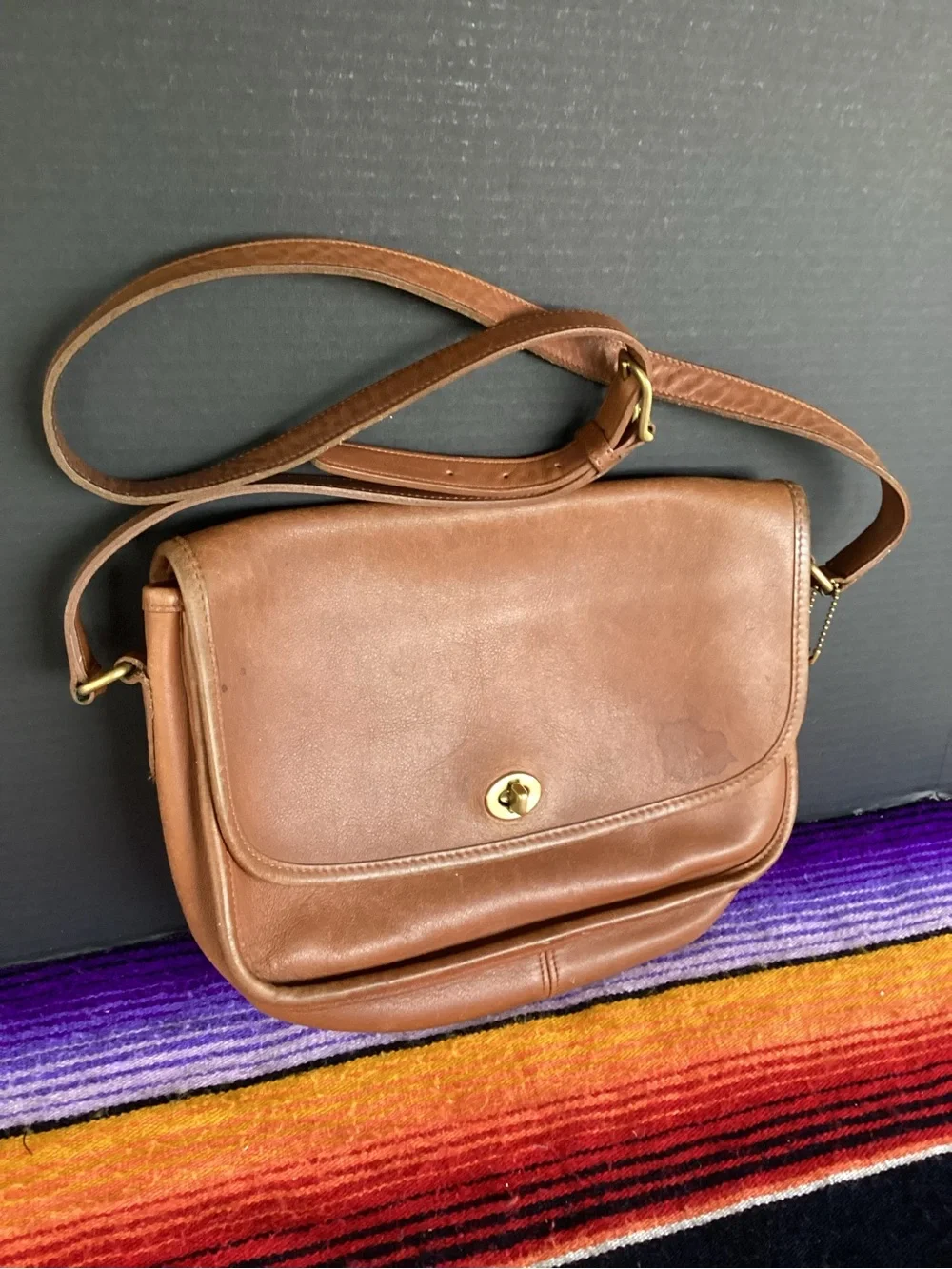 Vintage Coach City Bag F82-9790 Brown Leather cross body bag